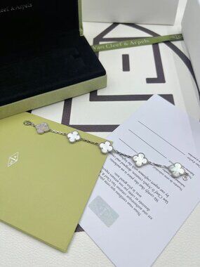 Van Cleef & Arpels Bracelet
